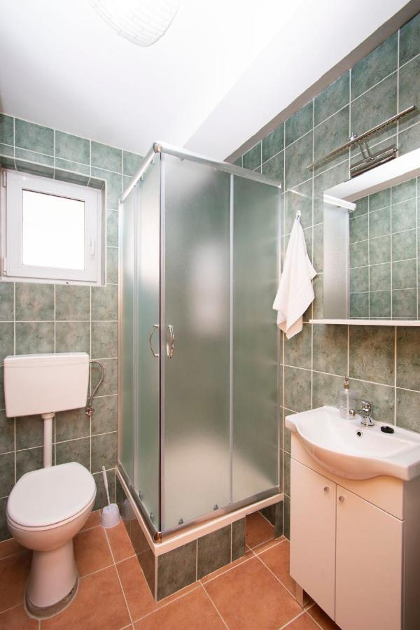 Family Holiday Apartments Lucia Vodice Extérieur photo
